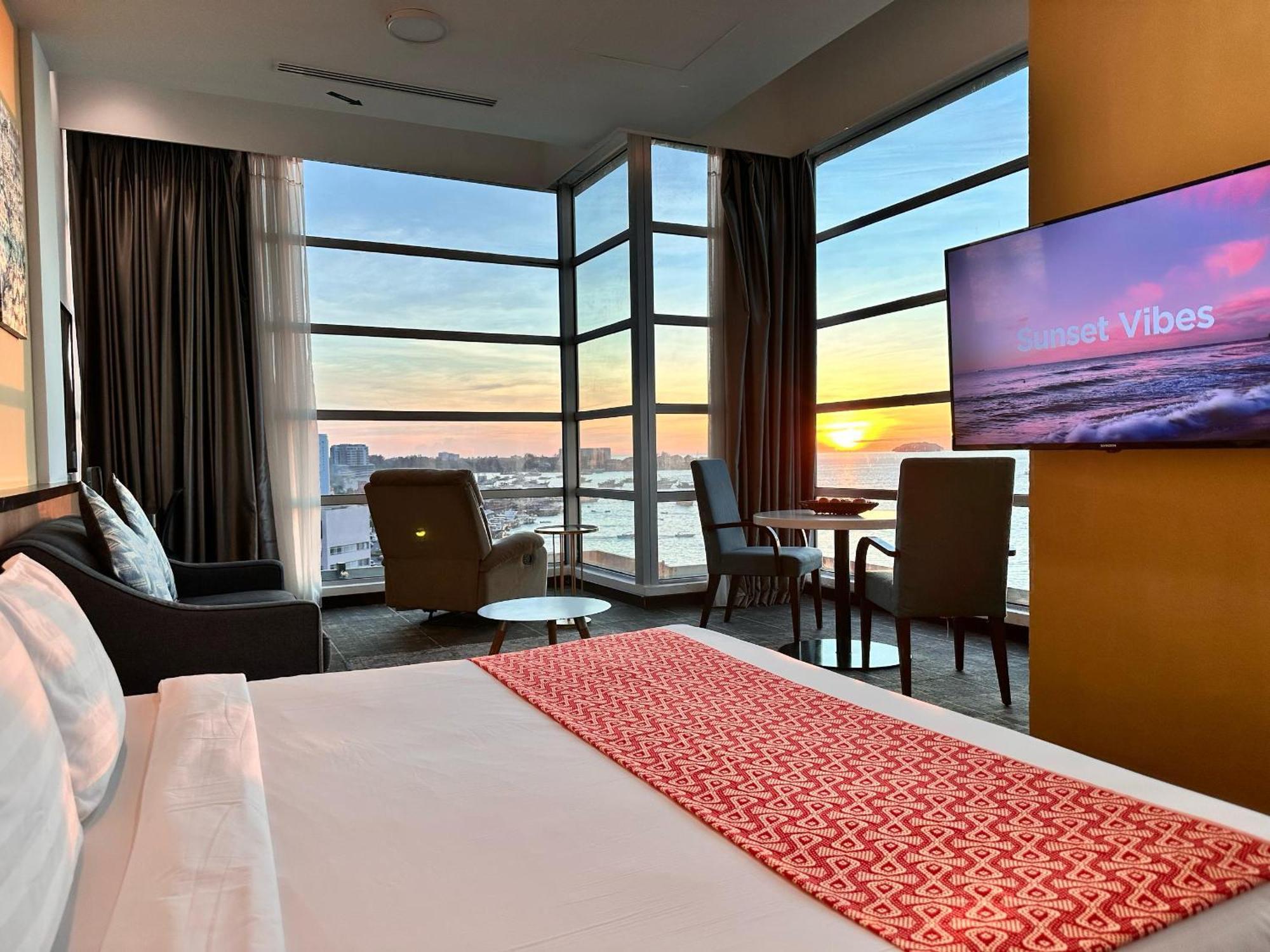 Hotel 7 Suria Kota Kinabalu Extérieur photo