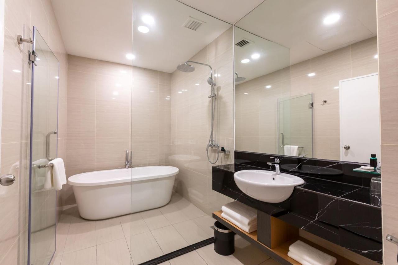 Hotel 7 Suria Kota Kinabalu Extérieur photo